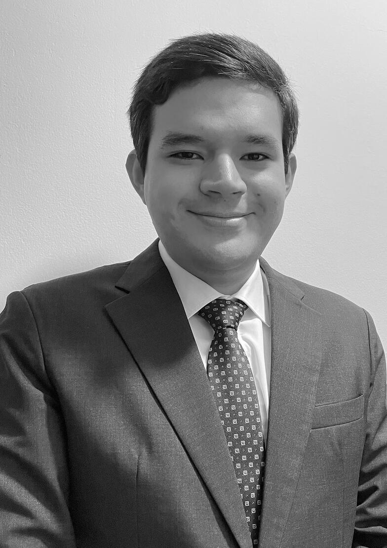 Armando Buendia, director área tributaria